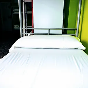 Onefam Les Corts Auberge de jeunesse