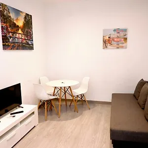 Homenfun Les Corts Barcelona